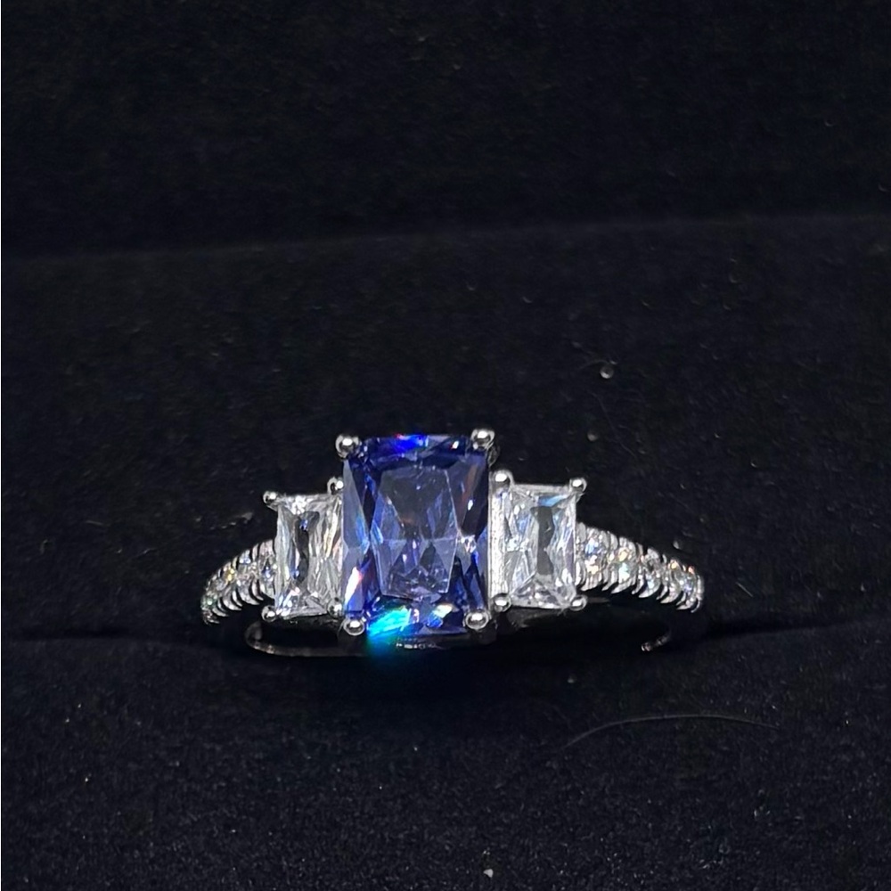 Elegant Tanzanite and CZ  9.25 Sterling Silver  Women's Ring sz9
